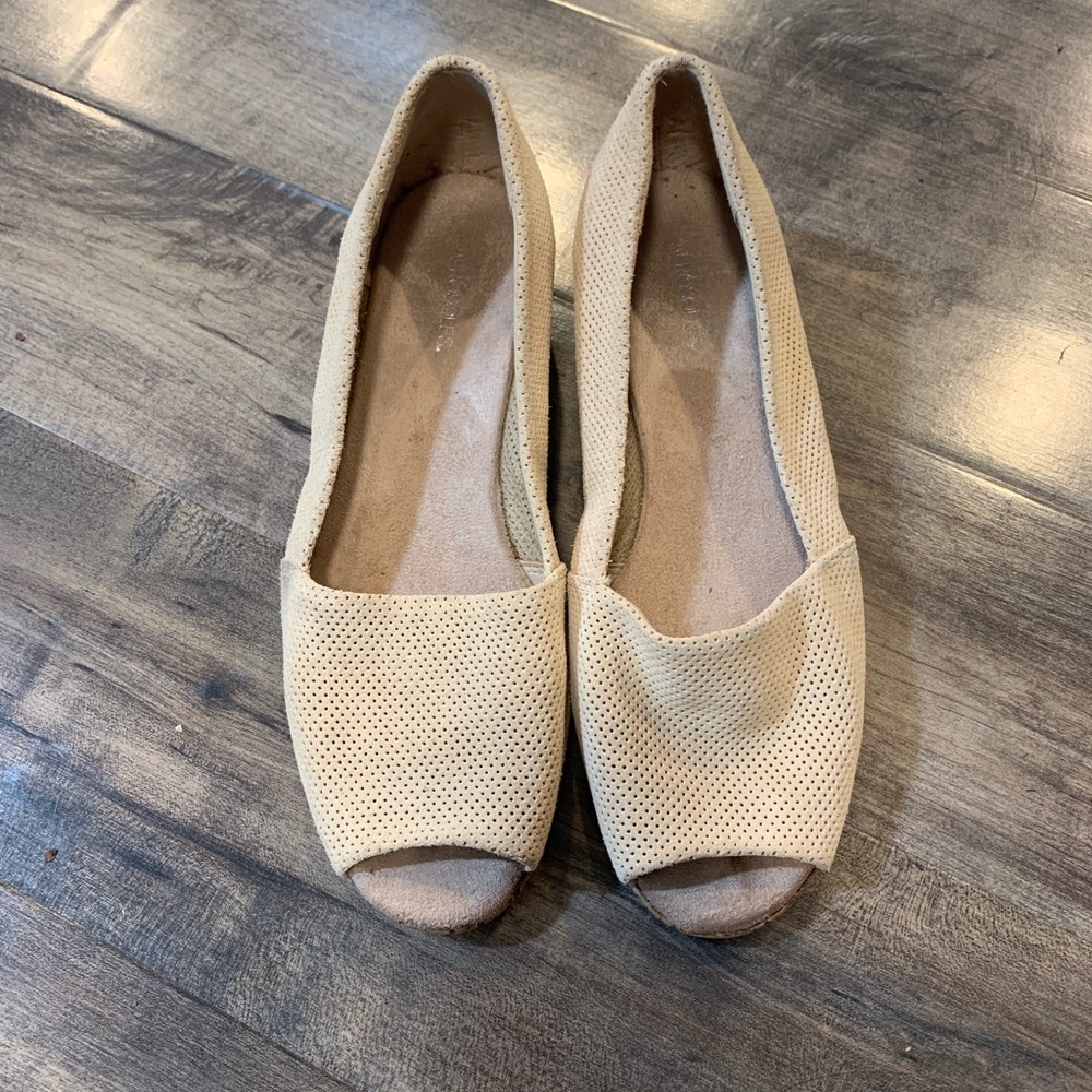 aerosoles Slip Ons size 8